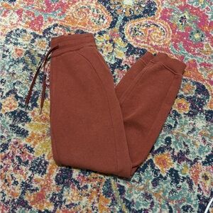 Lululemon scuba joggers